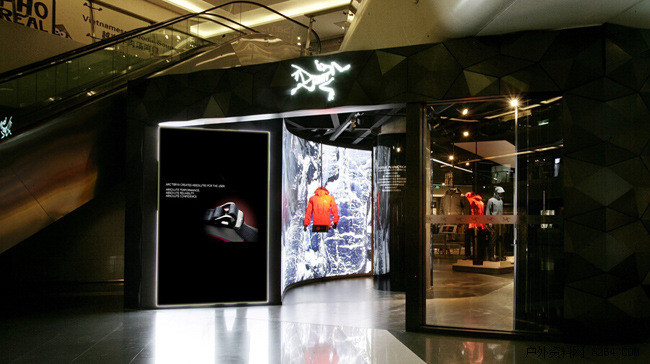 Arc'teryx 始祖鸟全国首家品牌体验店落户上海