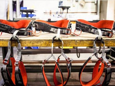 Ϊ��Ԫ����չ Black Diamondĸ��˾������