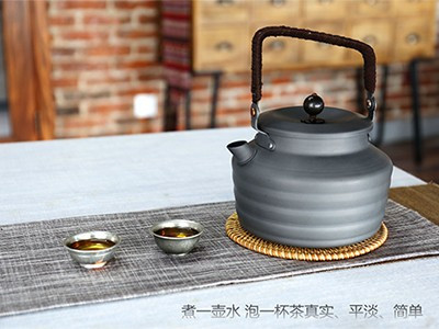 �������� �Ժ�Ҫ��  ��·���Ƴ��¿� Ѱ��ˮ��