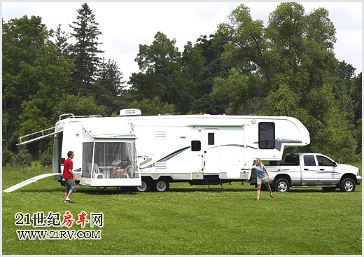 移动别墅b型房车_坦途硬顶b型房车_越野房车 b型