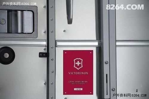 美国拖挂式A型瑞士军刀特殊版清风房车[图]