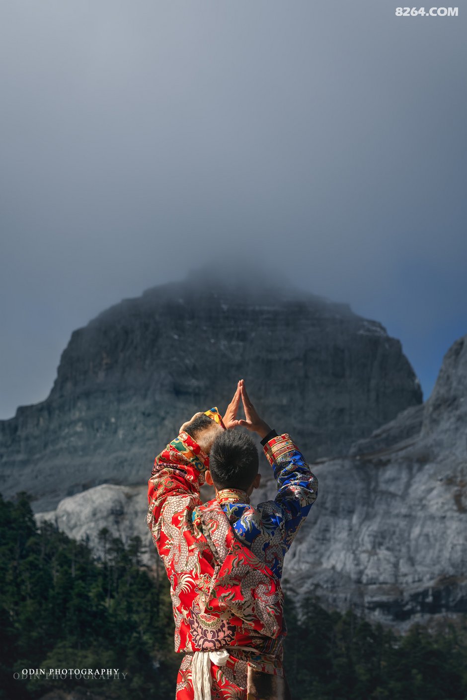 带母亲走进一首歌里--梦回巴拉格宗