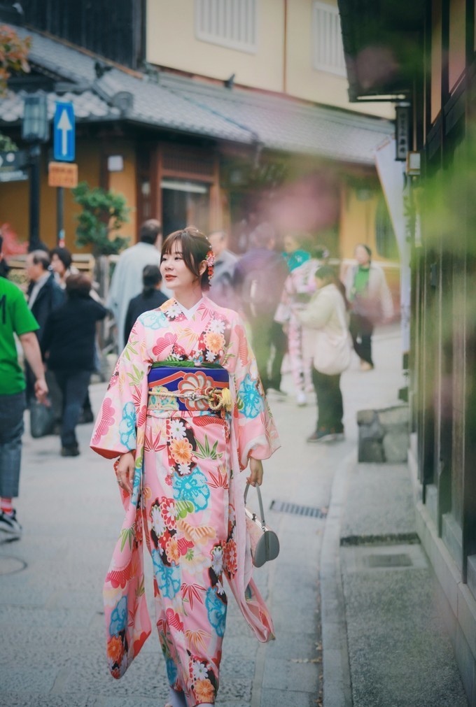 日本 片片枫叶片片情 丛林浸染百媚生 优鞋论坛