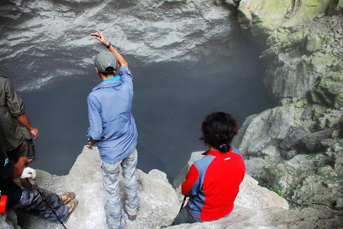 贵州安龙笃山犀牛洞试探