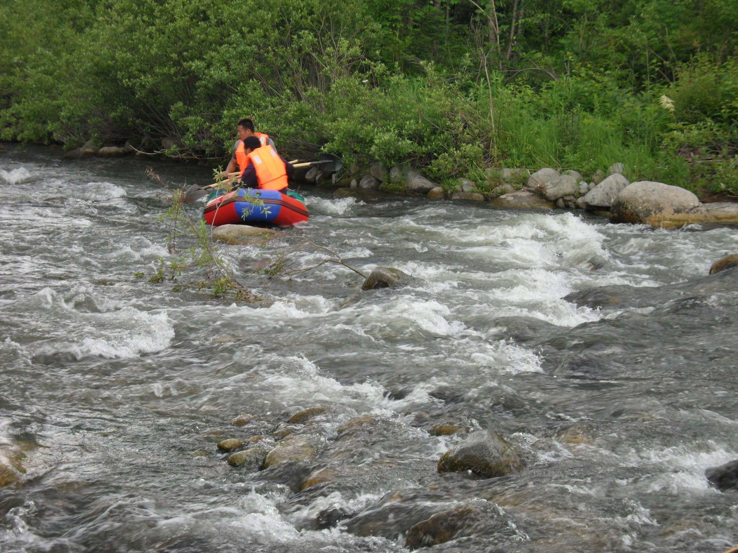 雪谷东升生态游牤牛河漂流 - 8264.com