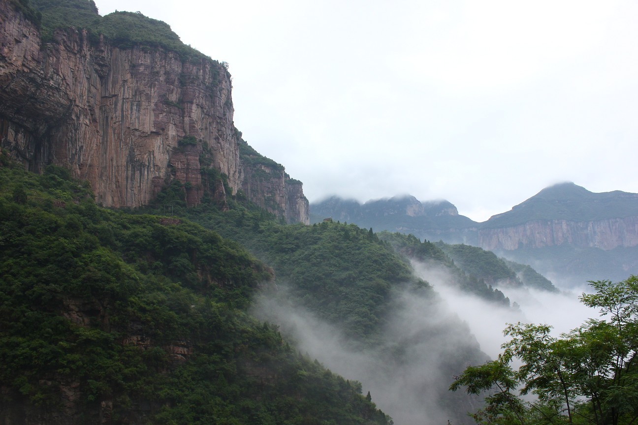 20120707雨登河南新乡辉县太行山回龙景区天界山如梦如幻的仙境