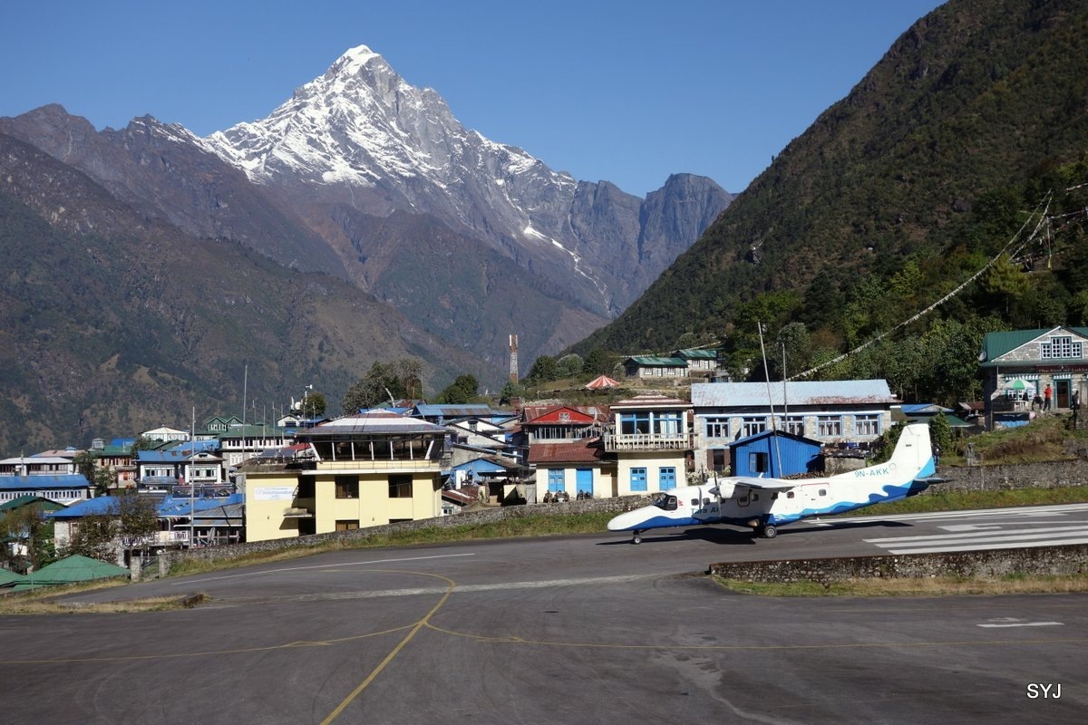 世界上最危险的机场卢卡拉