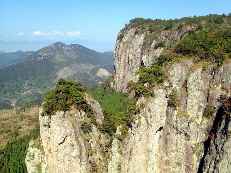 众人行高山湖泊奇缘仙居方岩背