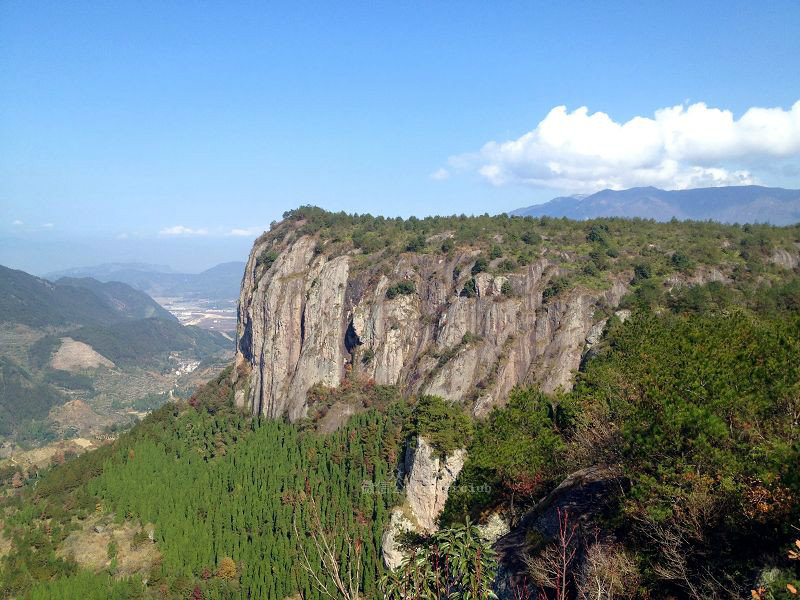 众人行高山湖泊奇缘仙居方岩背