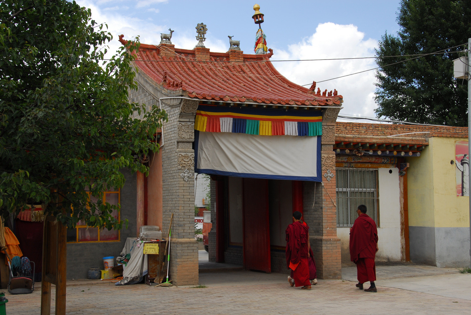 前藏第一寺珍珠寺