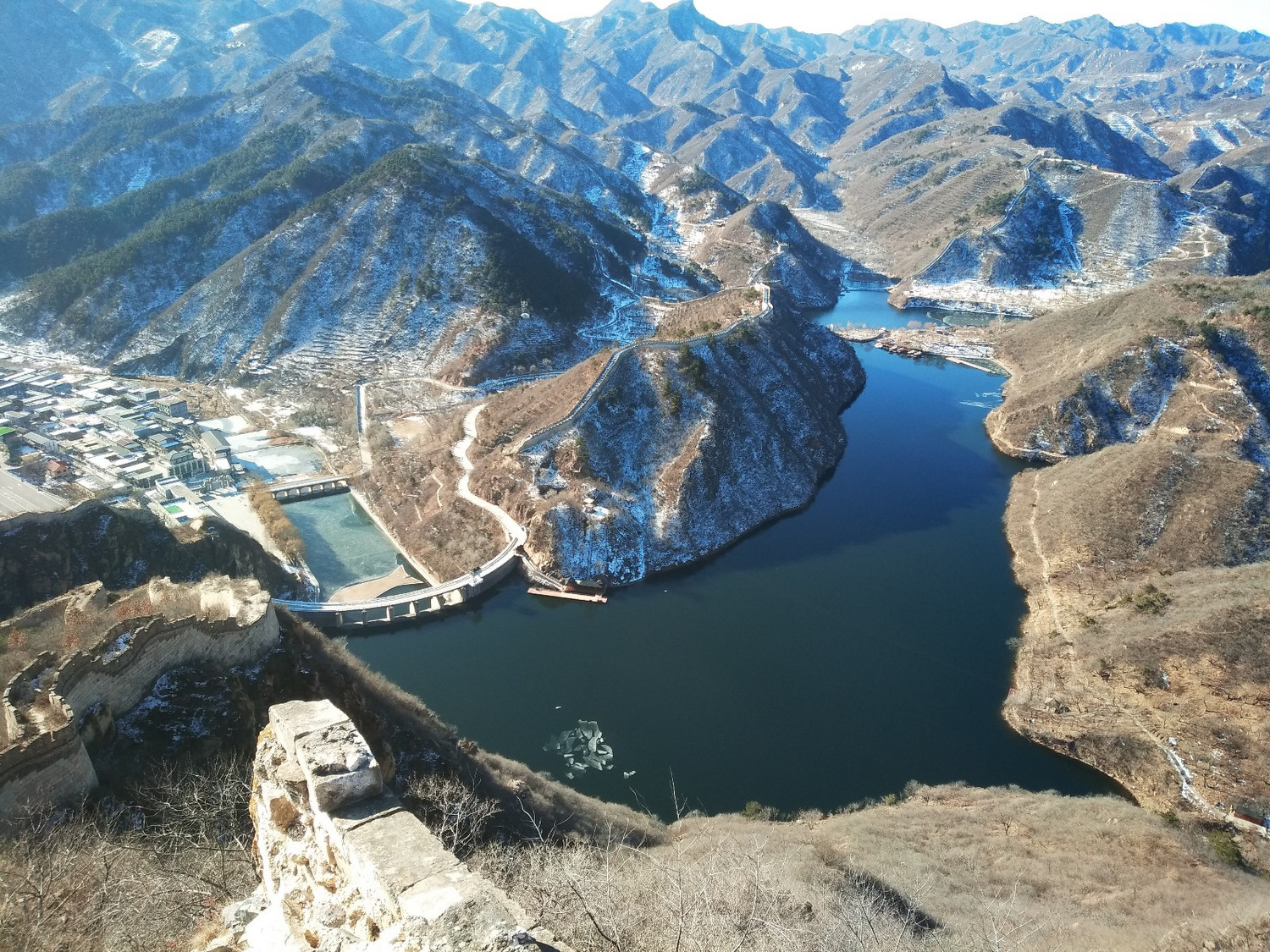 冬季的黄花城水长城美景