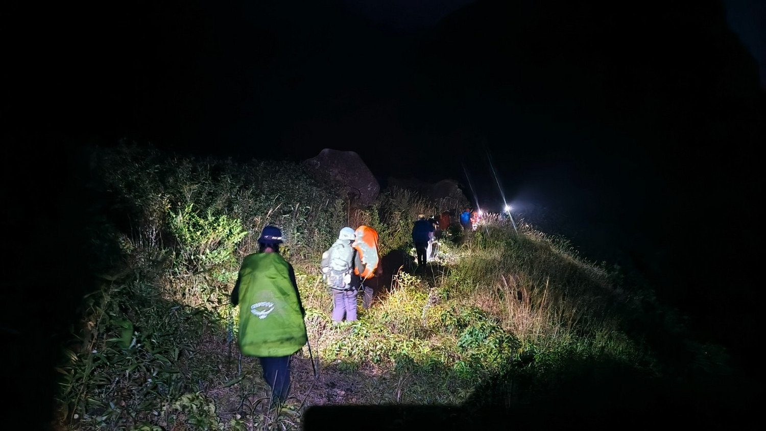 082614z3vc7kwyo78tb88q - 旅行杂谈 文化历史 民俗人文 交通贴士 在野 去没有天花板的地方
