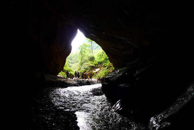 清凉之旅——环江文雅天坑探秘