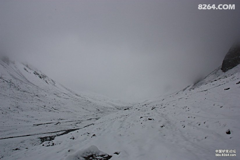 093944w8ggagav5v2oiv8o - 徒步登山 穿越攀岩 雪山步道 户外路线 在野 去没有天花板的地方
