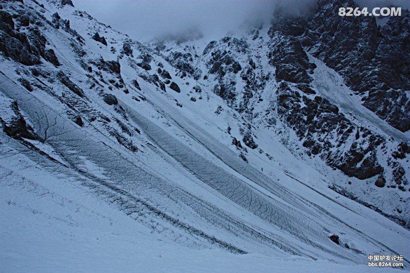 094858tx56ryix9r2oyh9o - 徒步登山 穿越攀岩 雪山步道 户外路线 在野 去没有天花板的地方