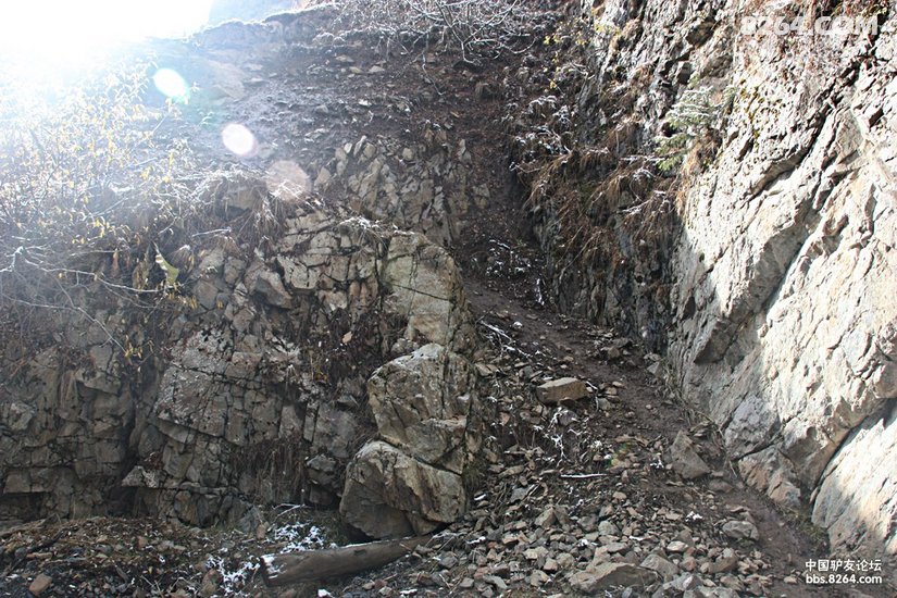 100740ni0vyv2aajc0p1j1 - 徒步登山 穿越攀岩 雪山步道 户外路线 在野 去没有天花板的地方