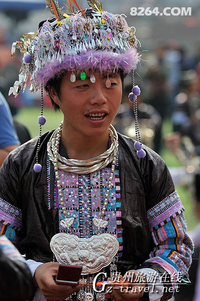 妖娆的贵州从江高吊苗族男装