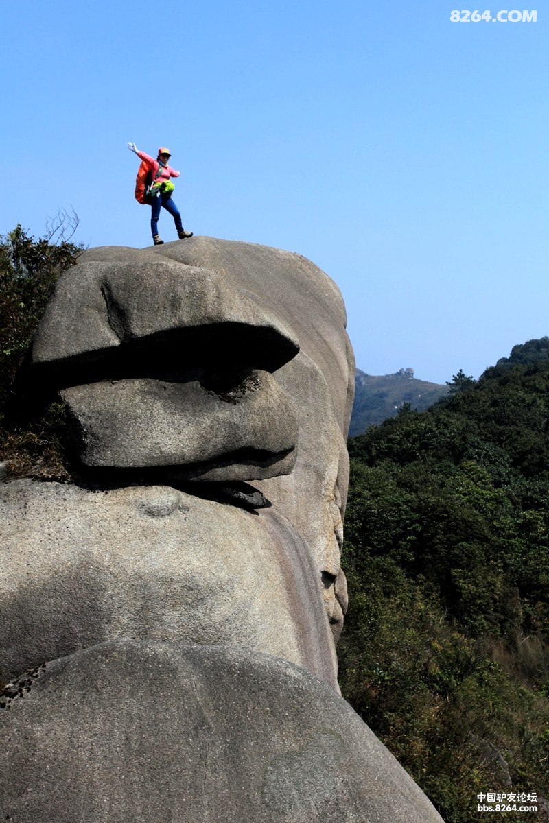 峭壁巉岩上的舞者,重装一样英姿飒爽!