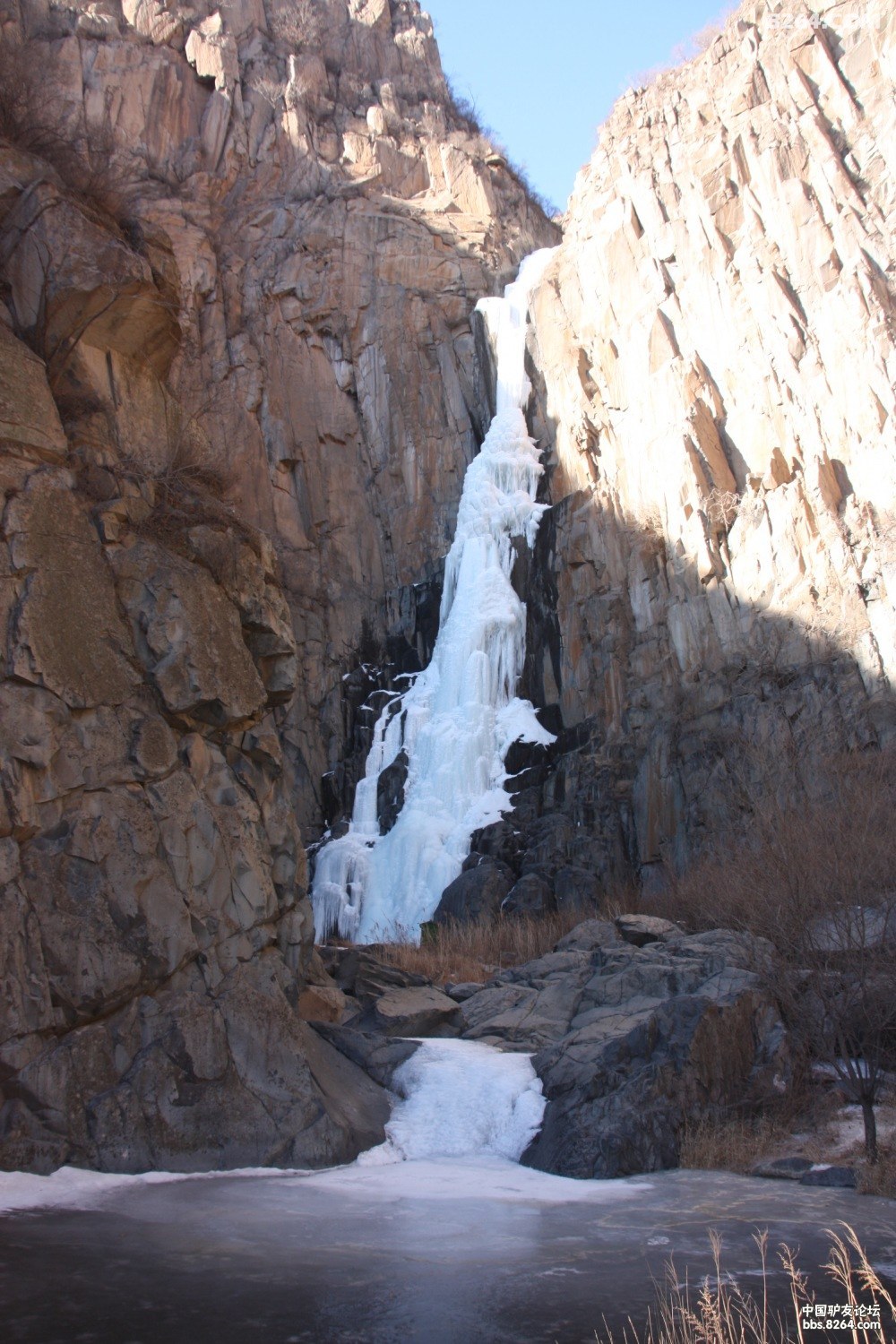 2010年1月23日板厂峪九道缸瀑布1.jpg