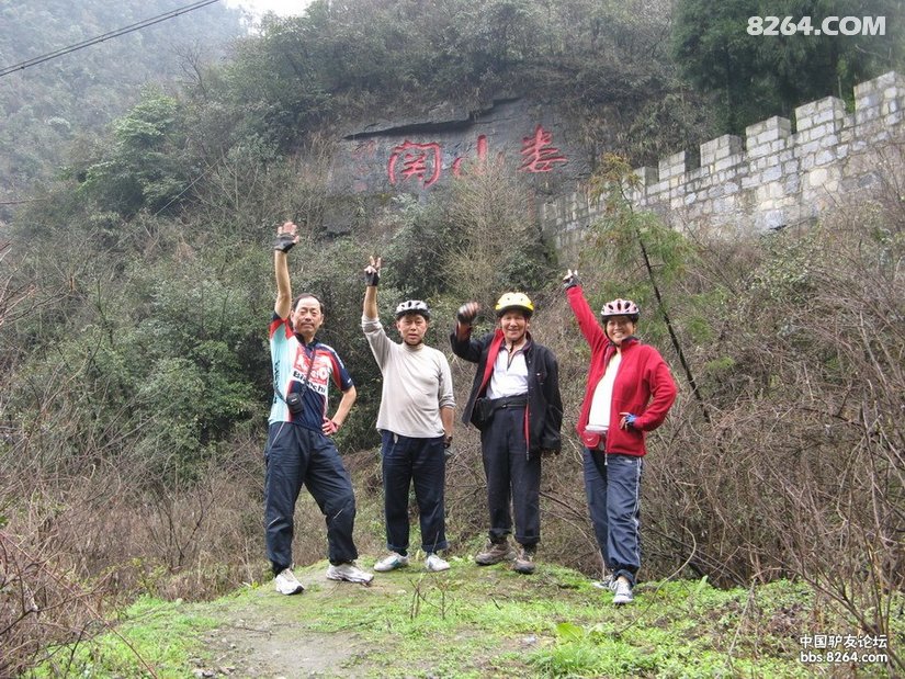 125147ob0su0r02790712y - 自驾旅行 房车越野 川藏线 公路旅行 在野 去没有天花板的地方