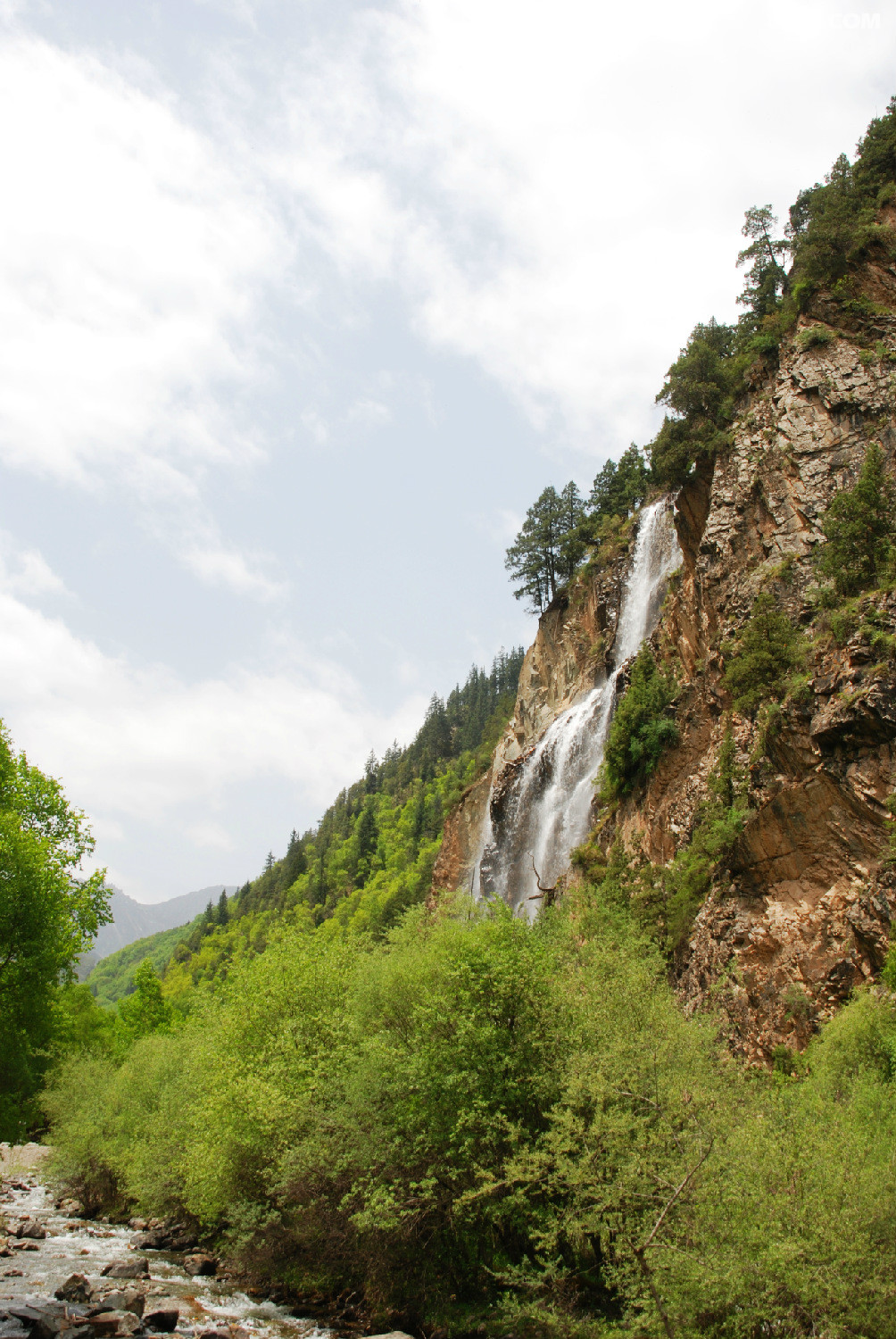 北山浪士当胡勒瀑布