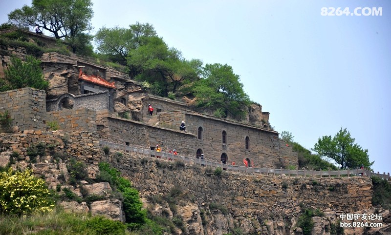 长子发鸠山