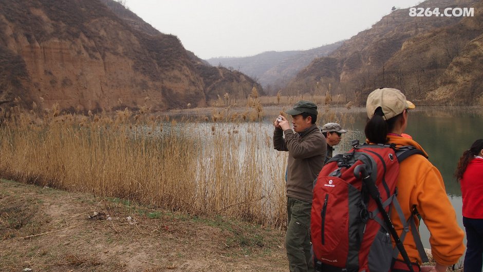 踏雪火烧阳沟 远观九朵莲花 一路雪仗连绵