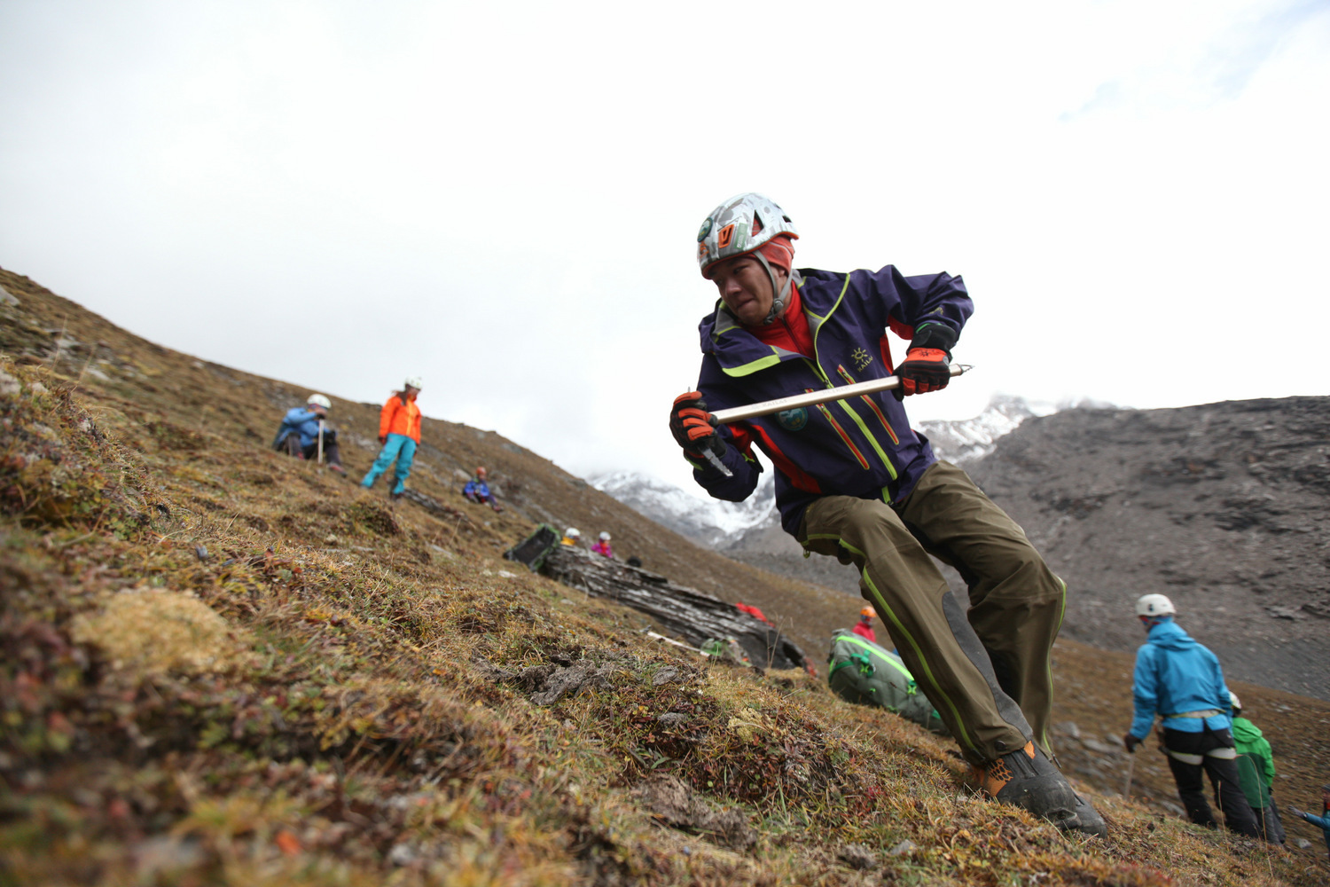 PG电子游戏- PG电子平台- PG电子官方网站中国青年报]给户外运动系好“安全带” 这些高校社团有“秘笈”