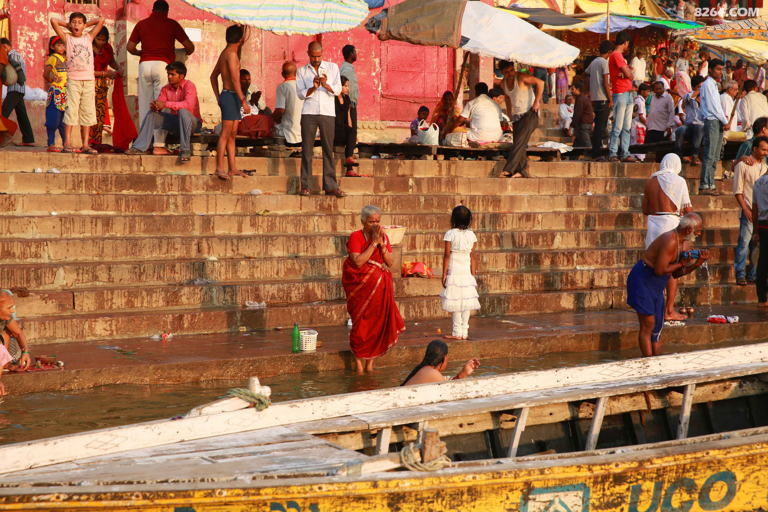 瓦拉纳西恒河夜祭和恒河晨浴