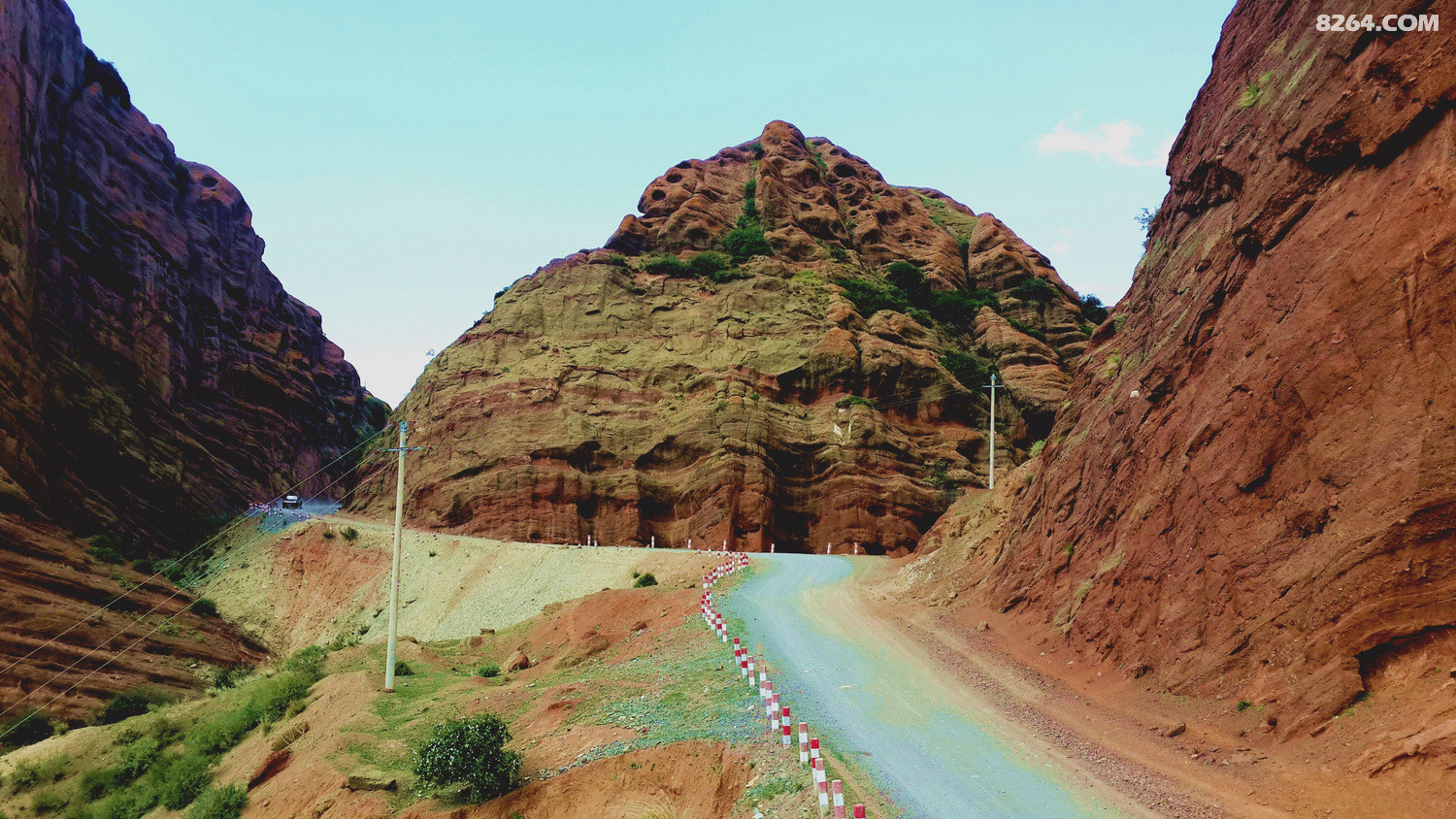 骑行新疆s101国防公路-虐人的路况,美丽的景色