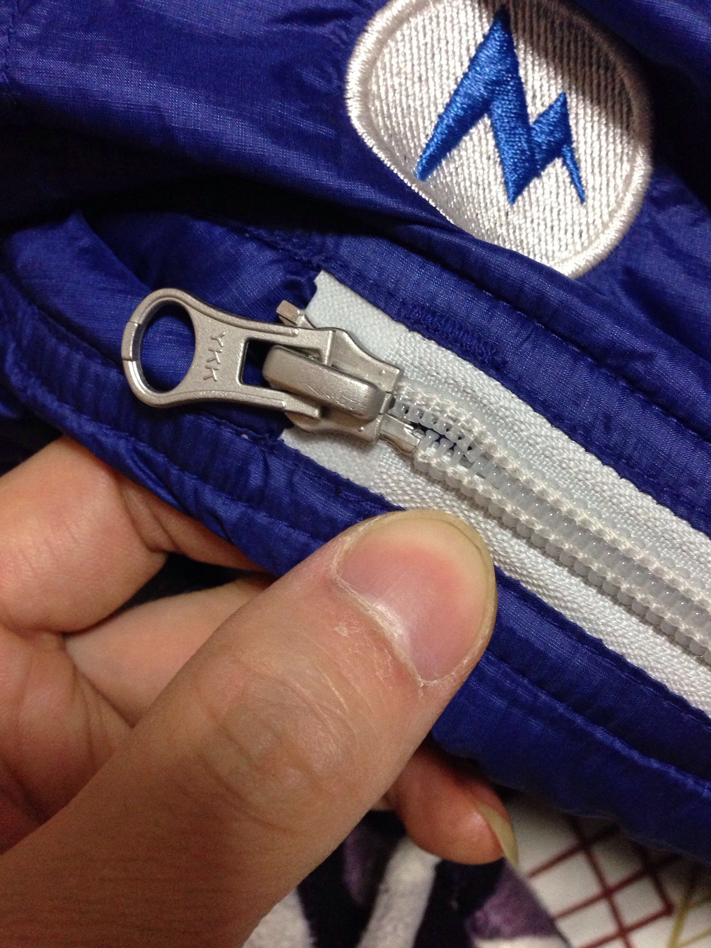 拉链头坏了怎么修