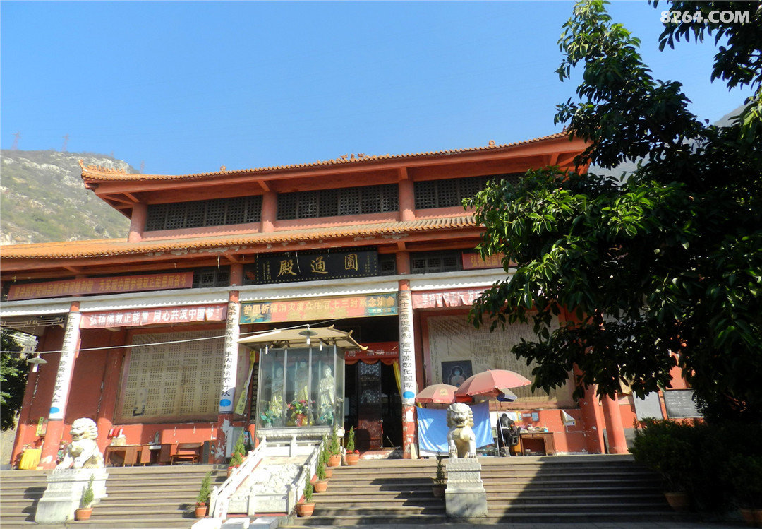 二月油菜花开时节闲逛西佛寺