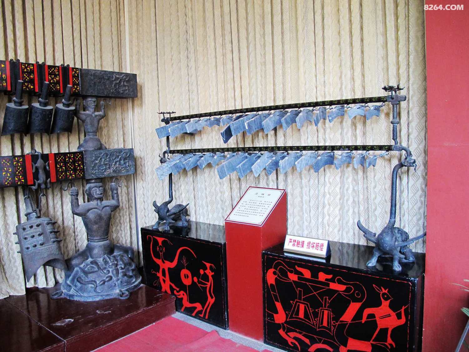 参观随州曾侯乙墓