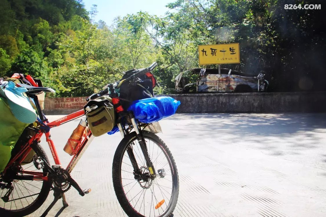 永久更新骑吧王温暖单车环中国后续一人一狗纯徒步拉萨