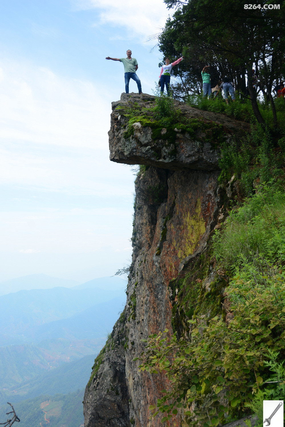 无限风光在险峰菩萨岩