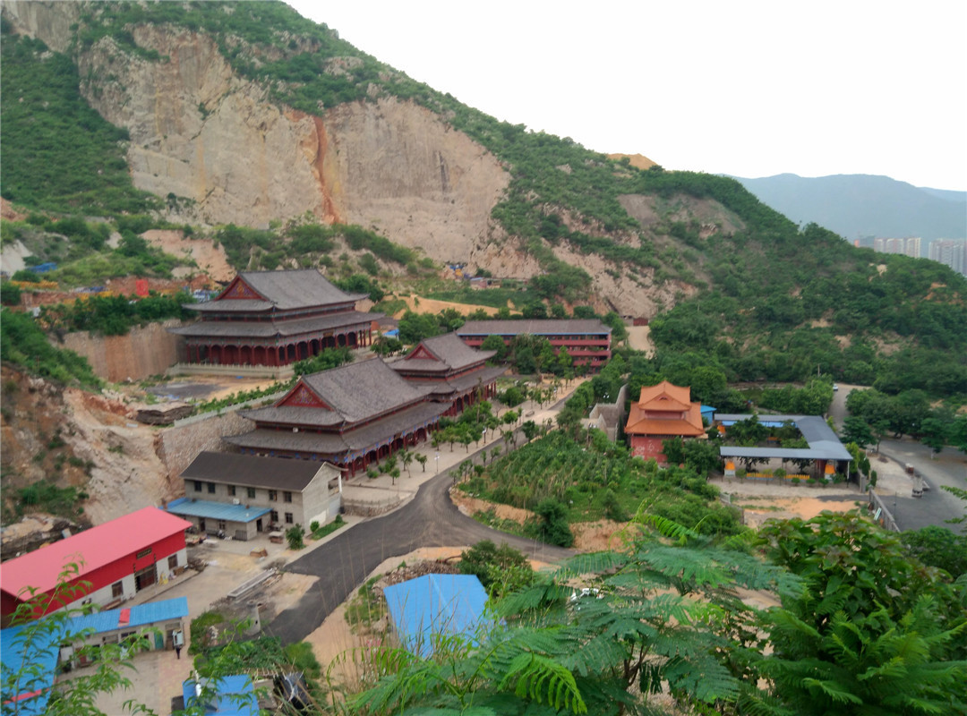 徒步好处多休闲徒步西佛寺