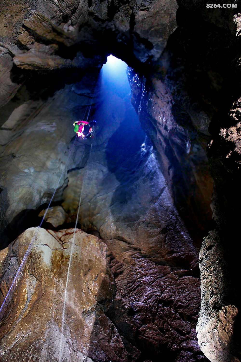 洞穴探测洞穴探险溶洞探险勘察洞穴探秘探洞洞穴勘探溶洞取样洞穴旅游