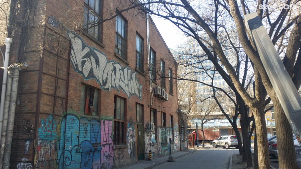 徜徉北京798艺术区感受草根艺术的魅力