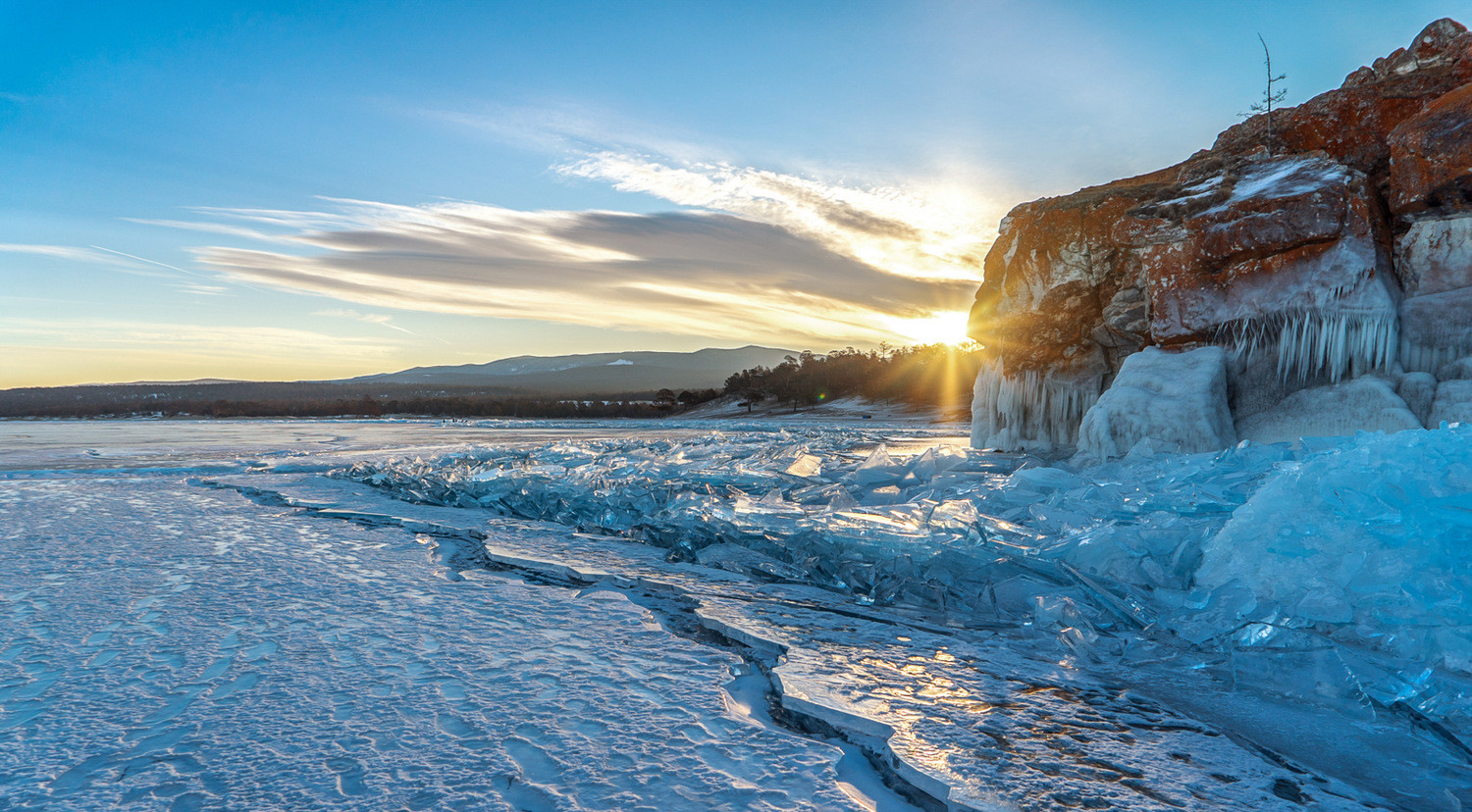 西伯利亚的寒风 冬季贝加尔湖