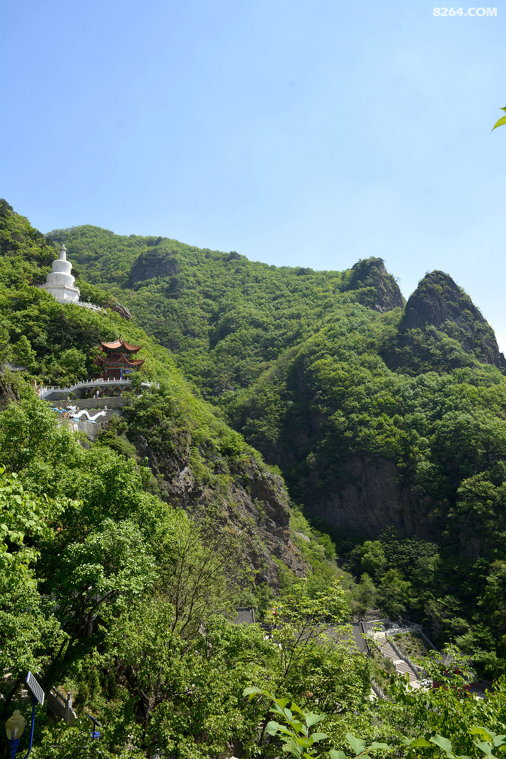 初夏龙峰山