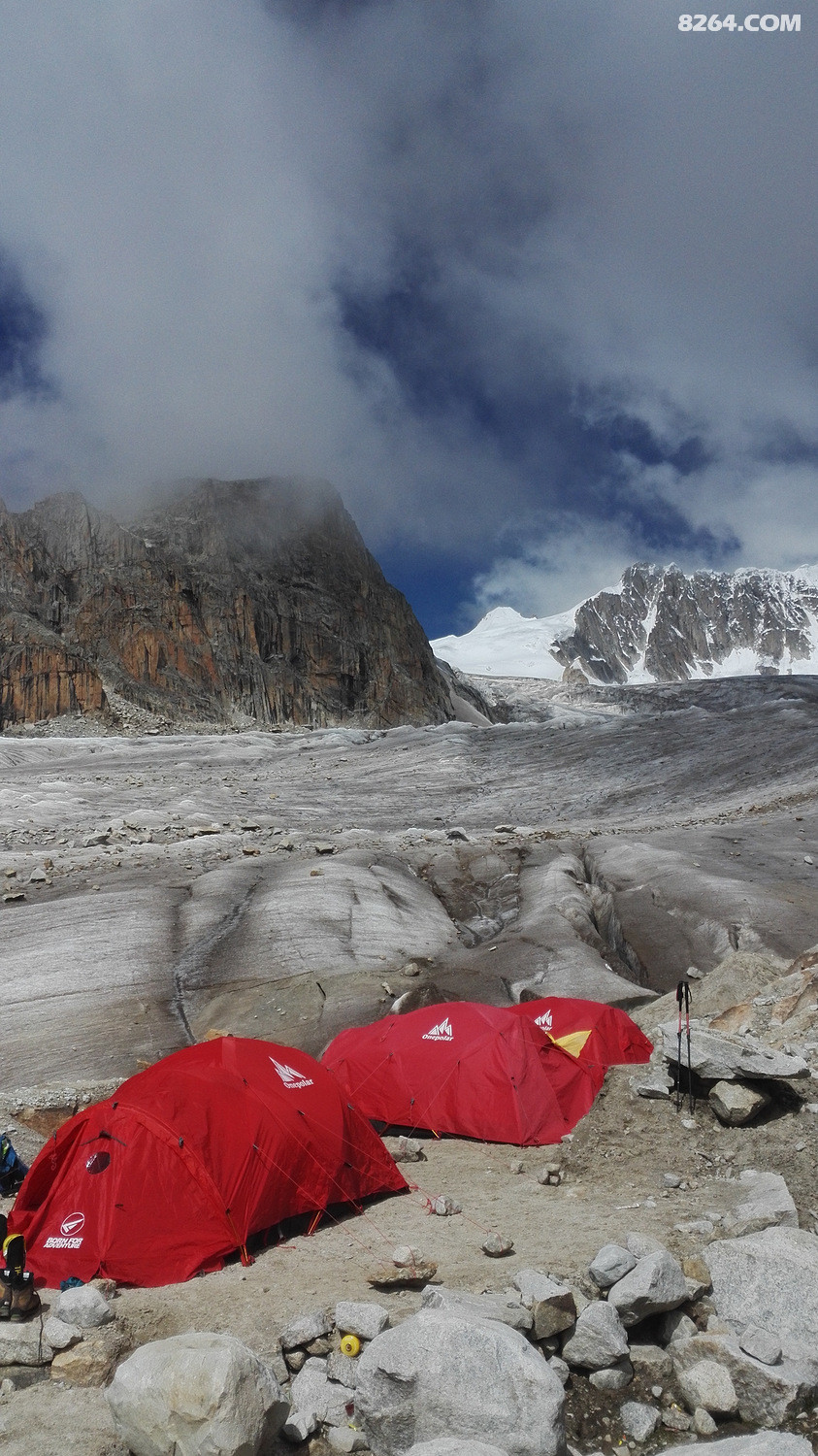 越过山丘2016自主攀登雀儿山视频