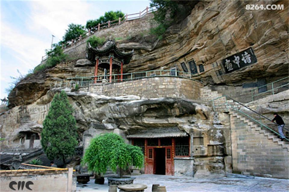 清凉山水龙洞清爽无比魅力无穷