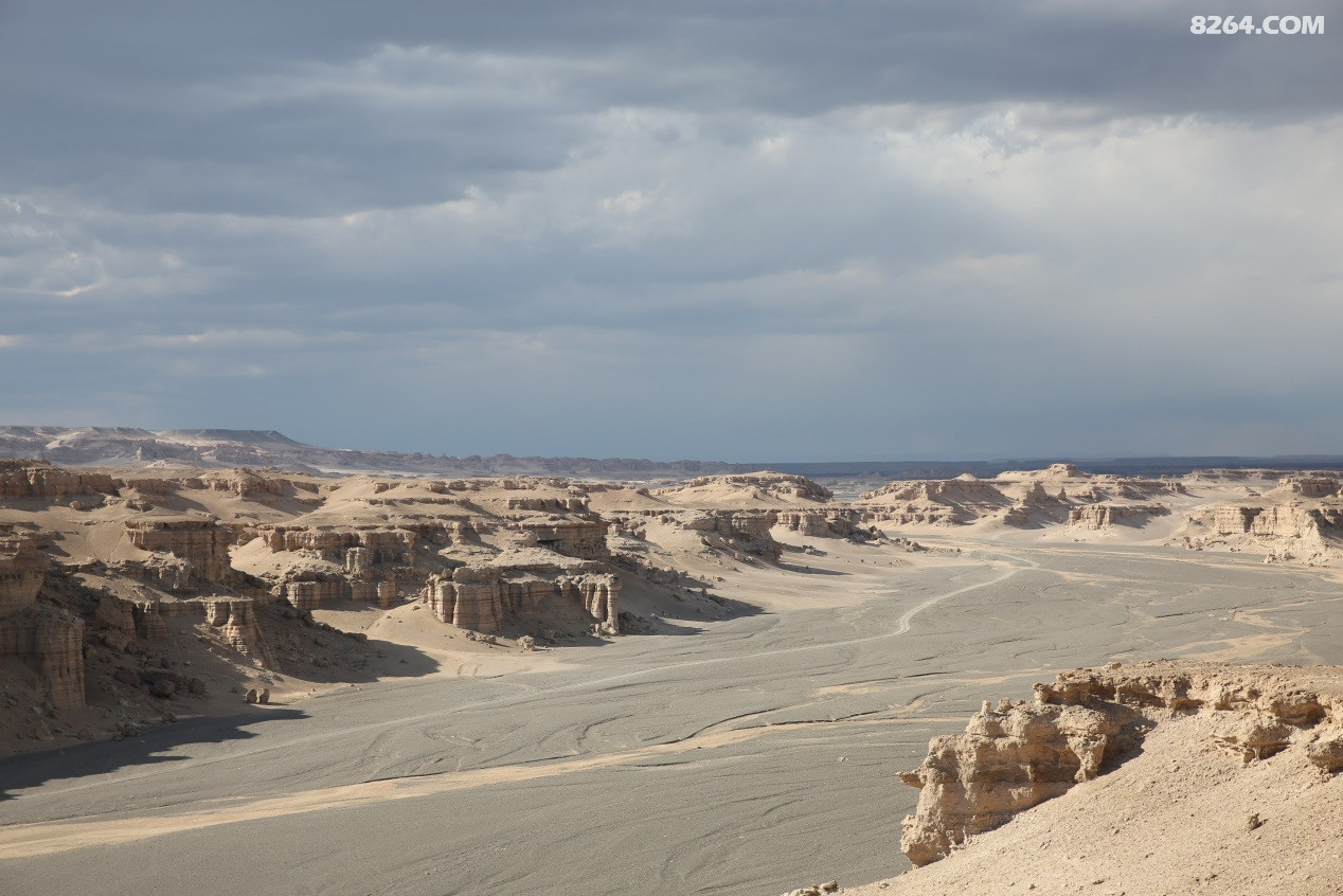 supernatural探秘罗布泊楼兰古城