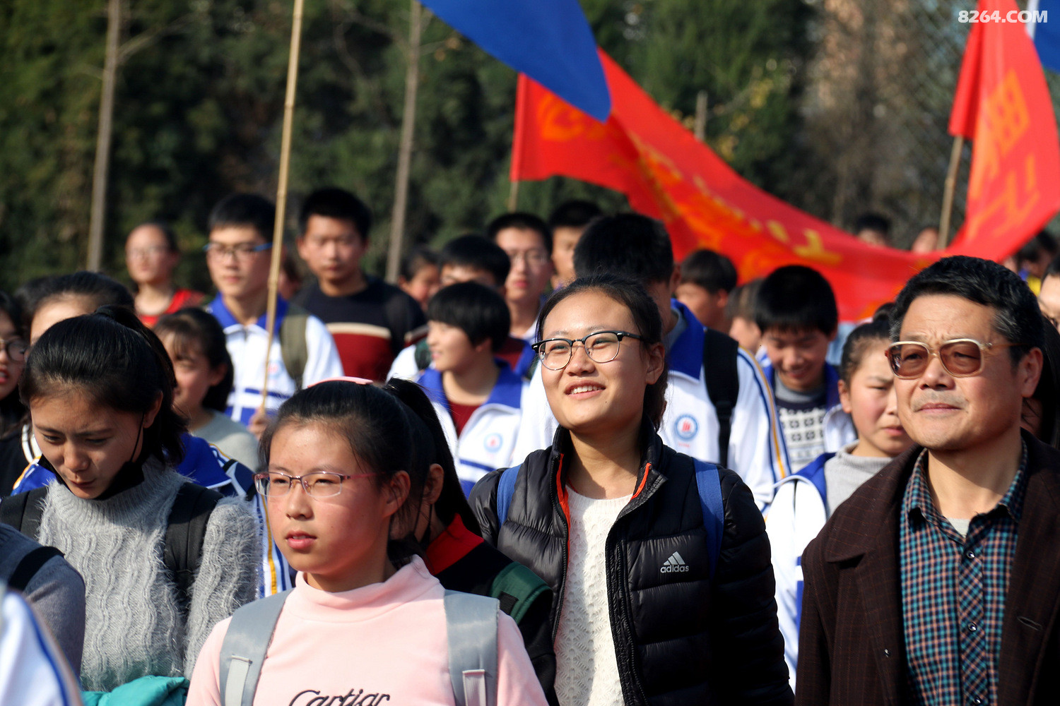 日照三中2016级师生远足励志活动掠影