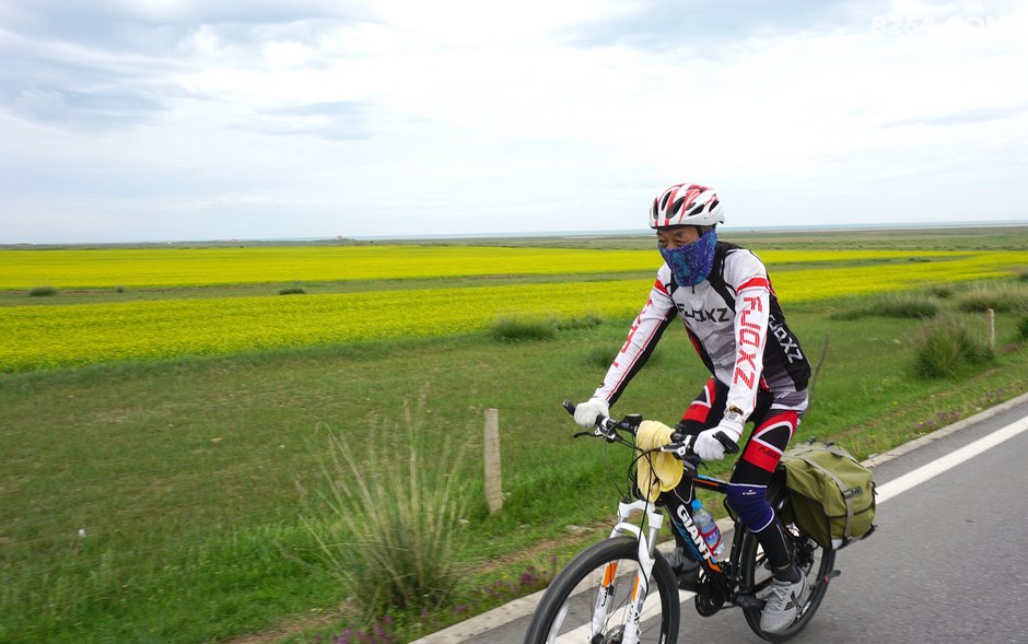 暑期环青海湖骑行(五)骑马