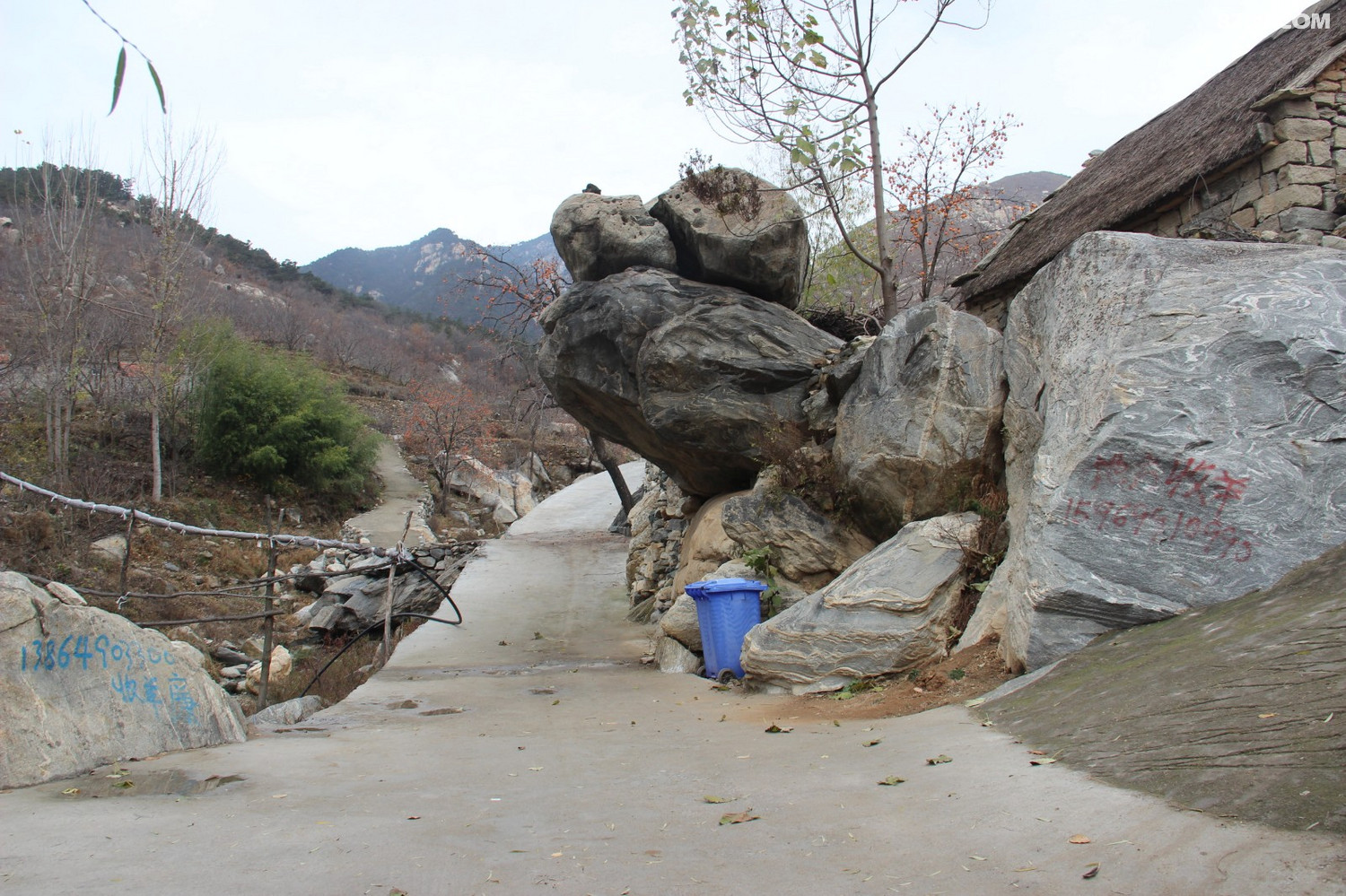 平邑燕峪崖壁攀爬20161120