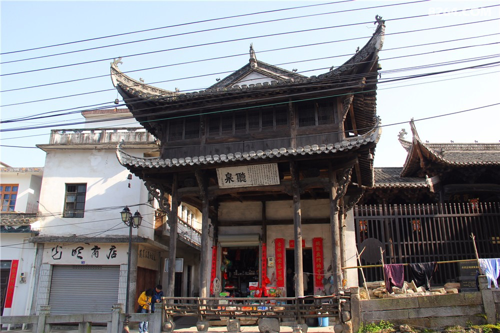 畅游绩溪家朋水街