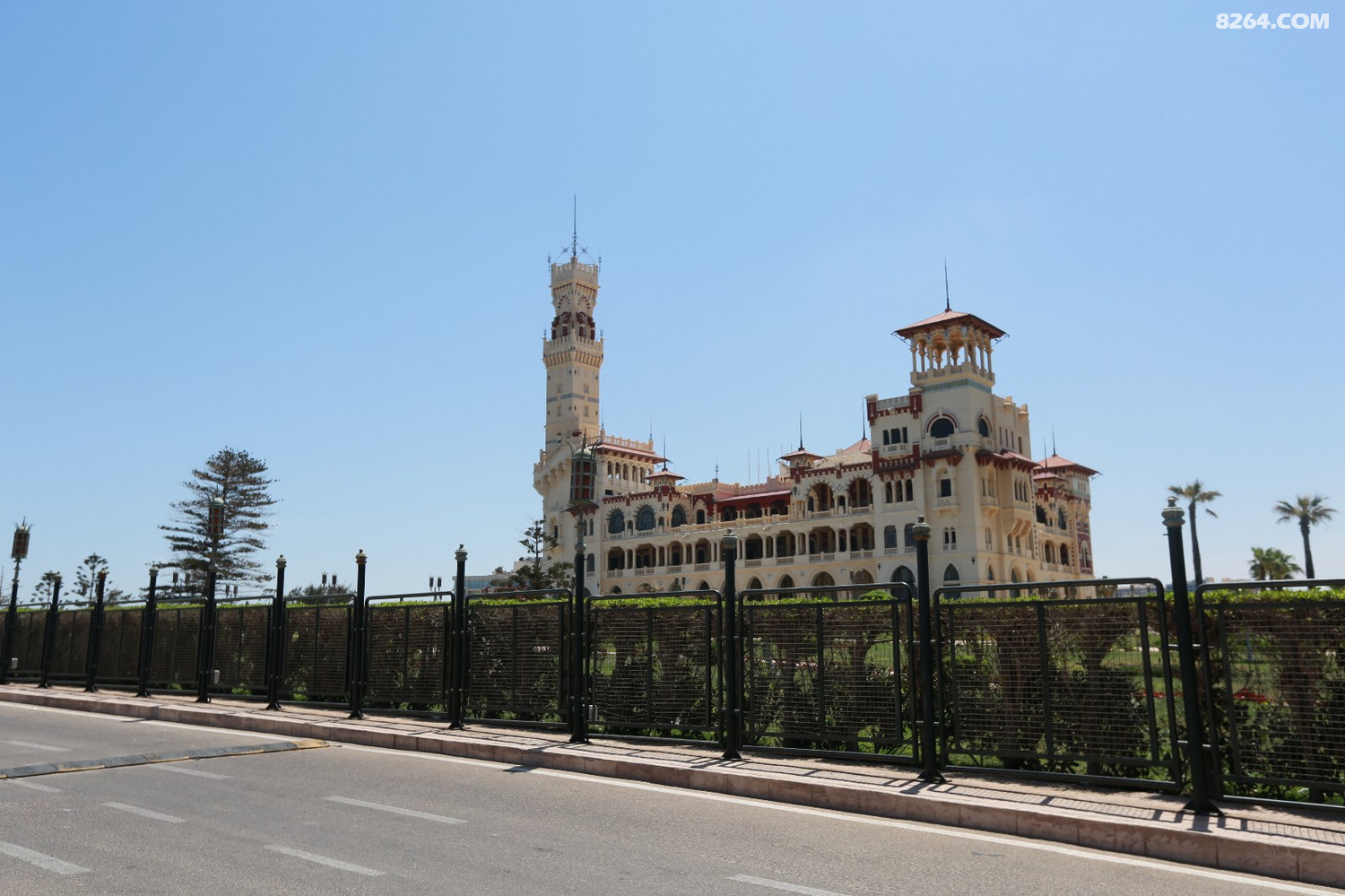 一半海水一半火焰