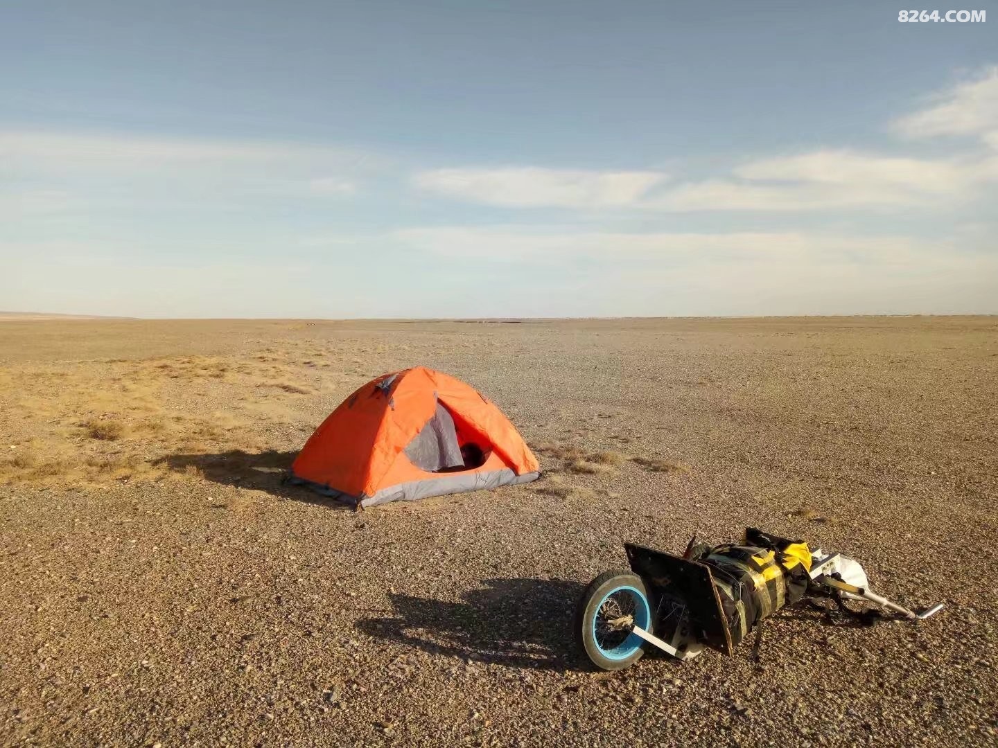 一个人徒步穿越罗布泊--马车(全程28天游记)