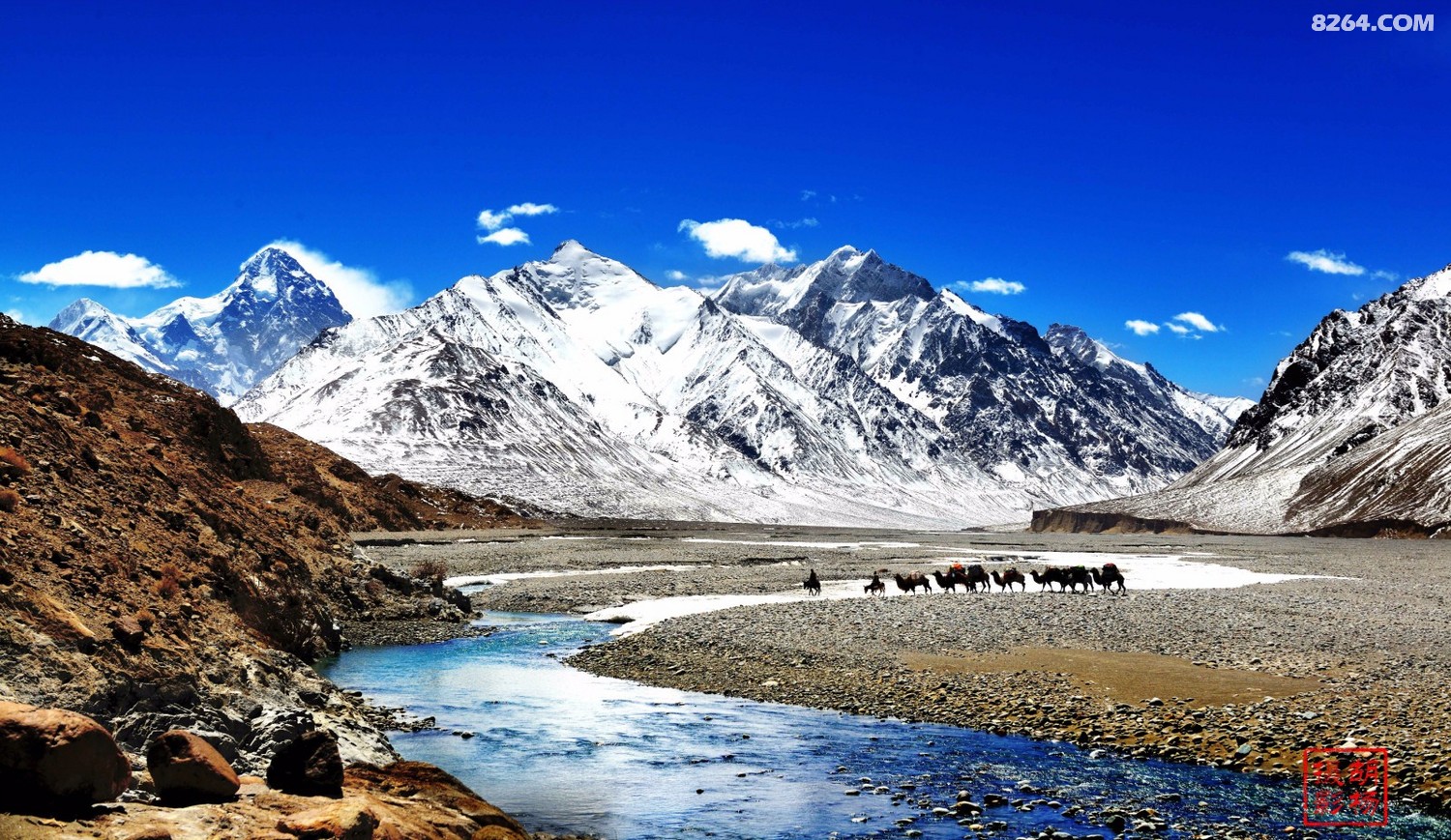 喀喇昆仑山脉乔戈里峰(k2)大本营徒步